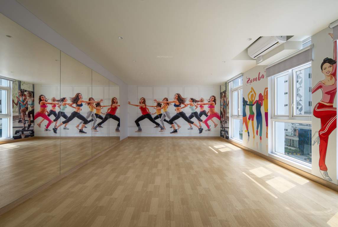  around the life Club House