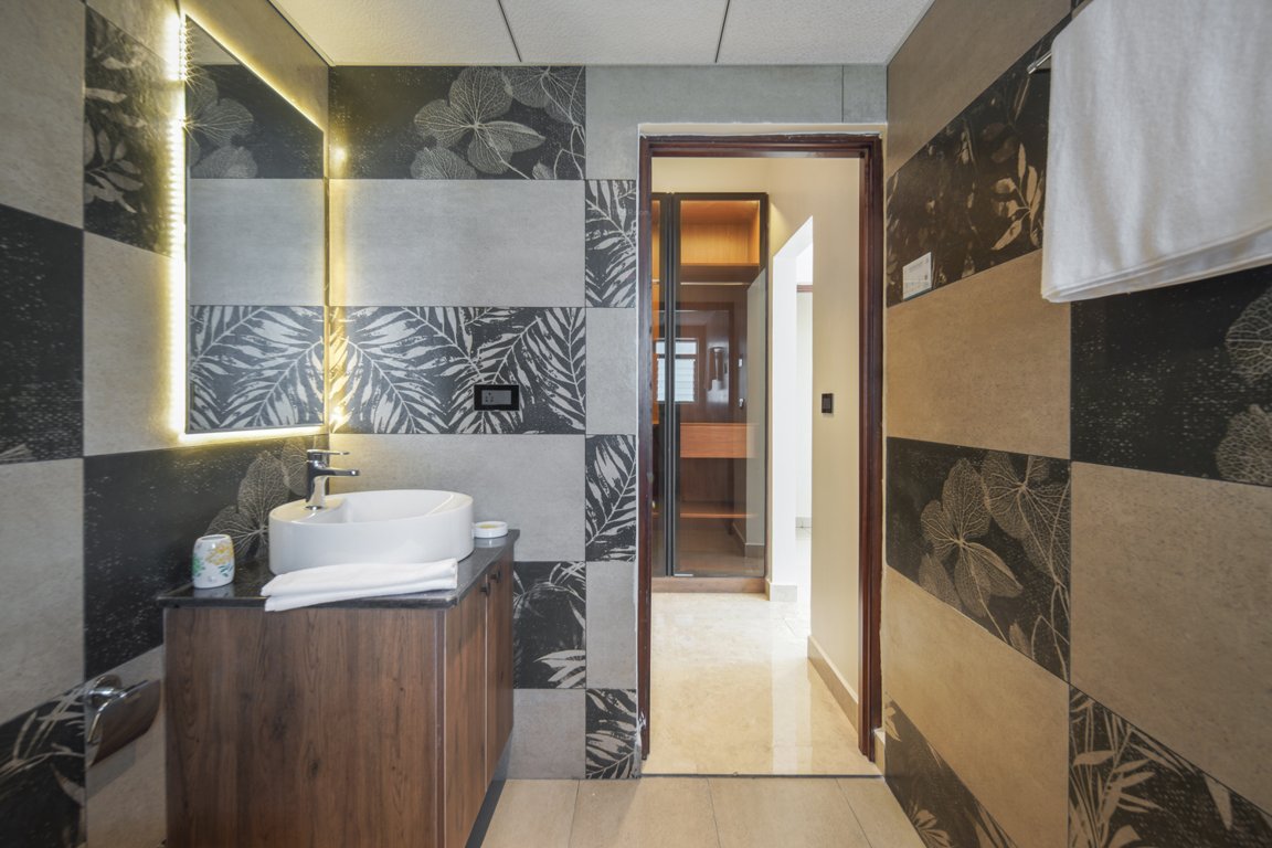  around the life Bathroom