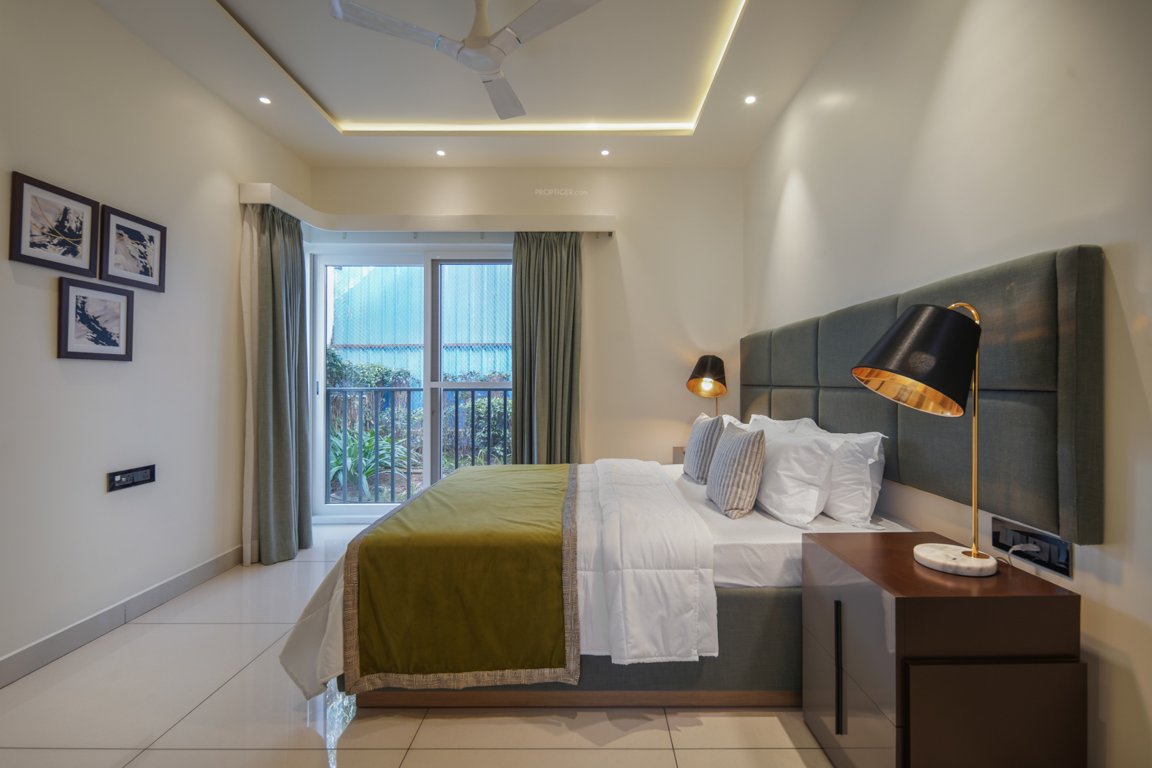  around the life Bedroom