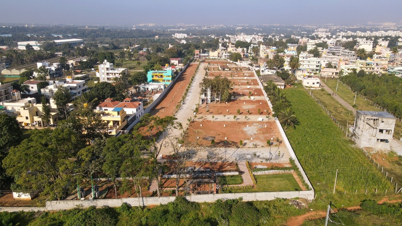  green vista Plot