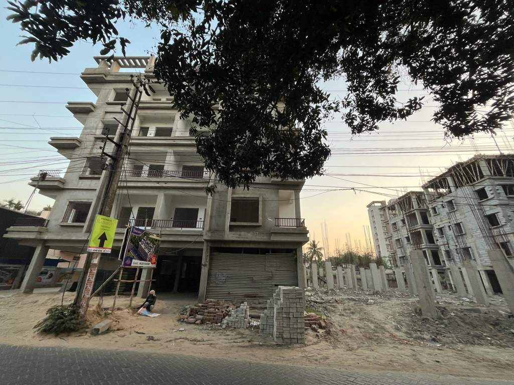  royal aura Block C Construction Status March 25