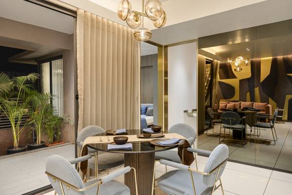  sharnam-aayan Living Area