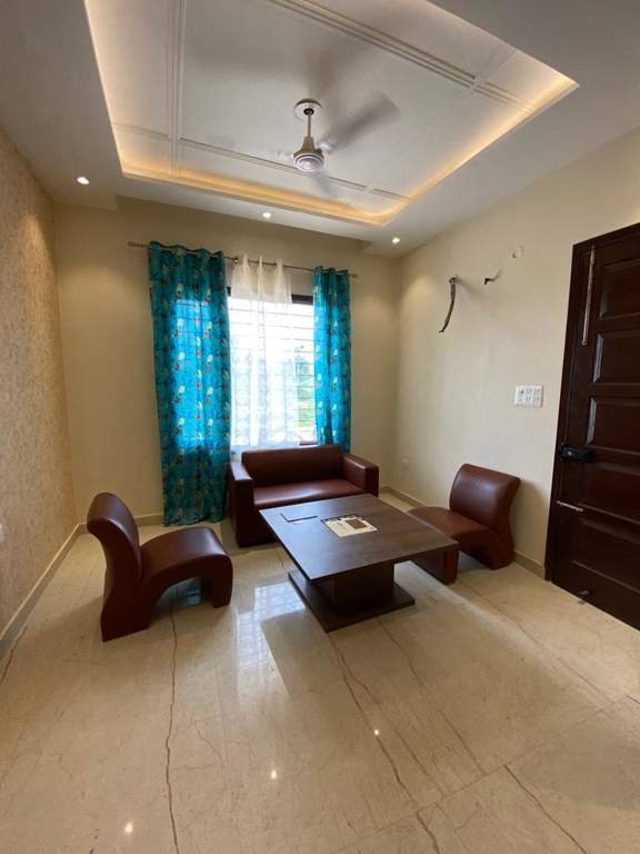  royal city Living Area