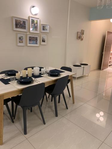  anmol-phase-iii-and-plaza-ph-ii Dining Area