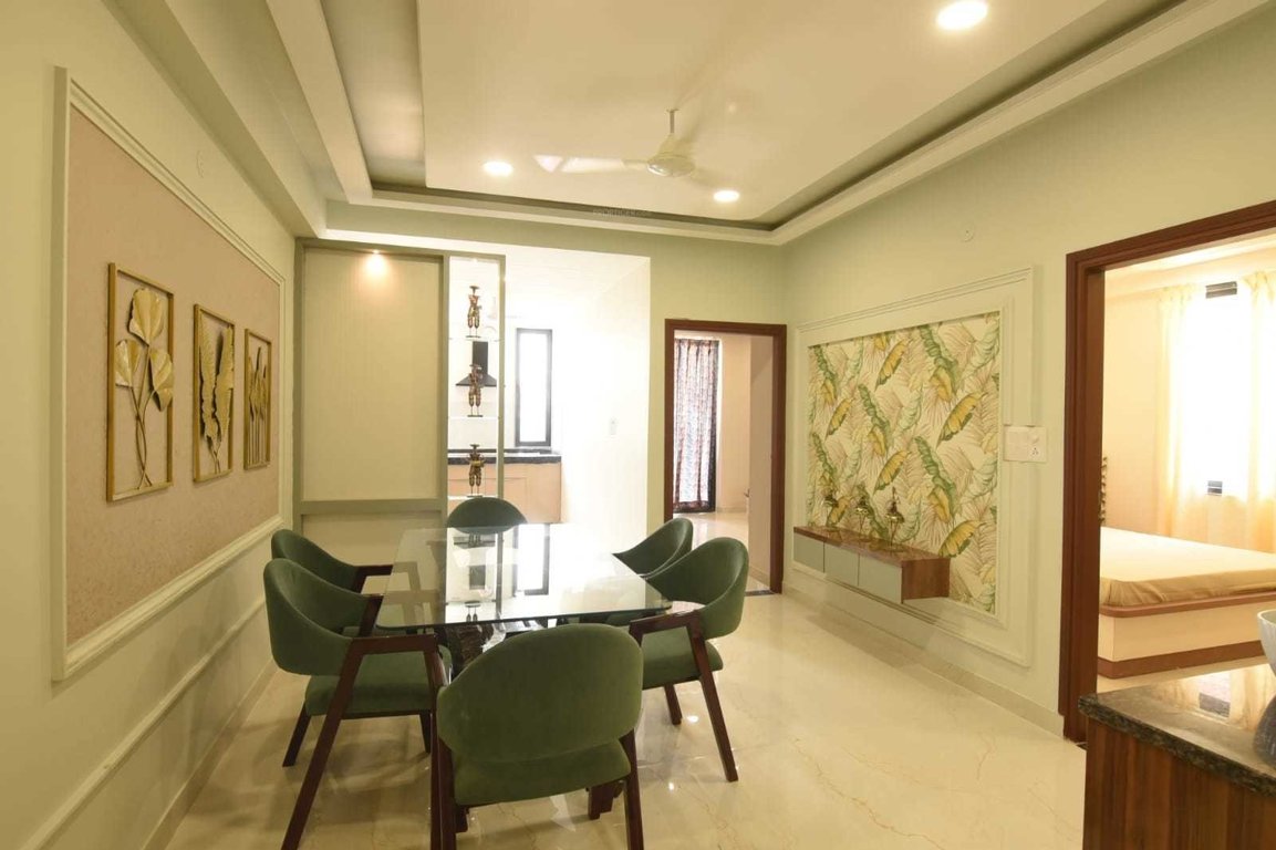  sb height 1st Living Area