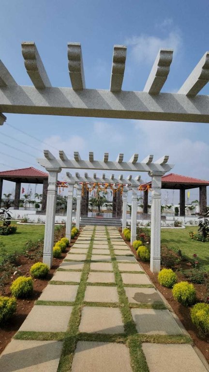  harichandana mayfair villas Plot