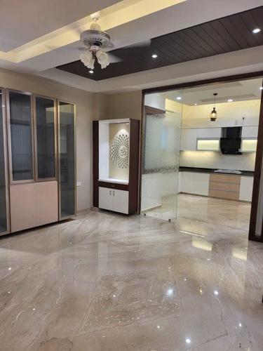  luxury-floors Living Area