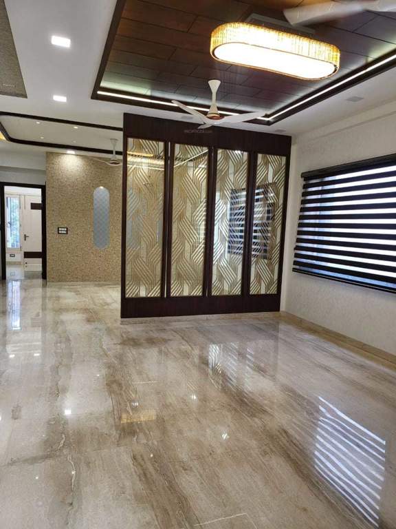  luxury floors Living Area