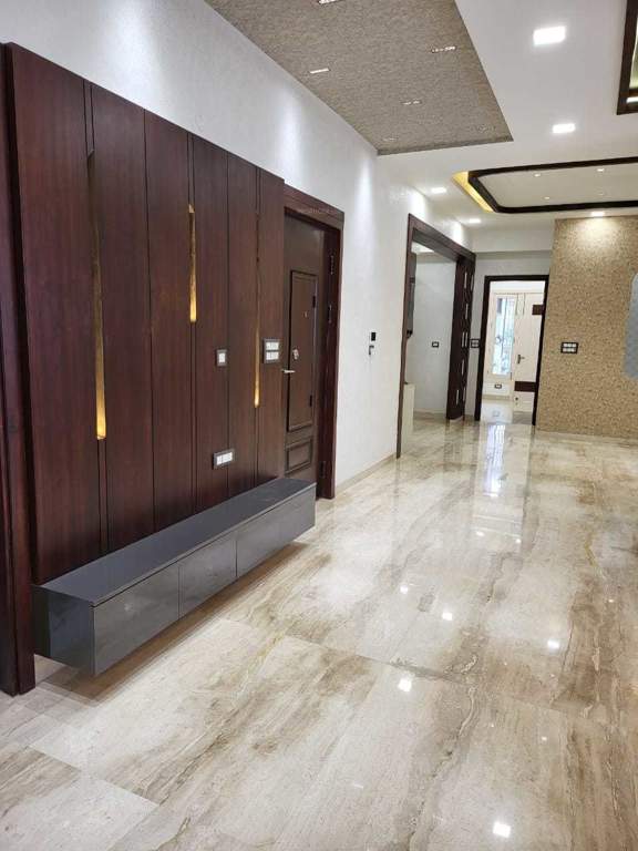  luxury floors Living Area