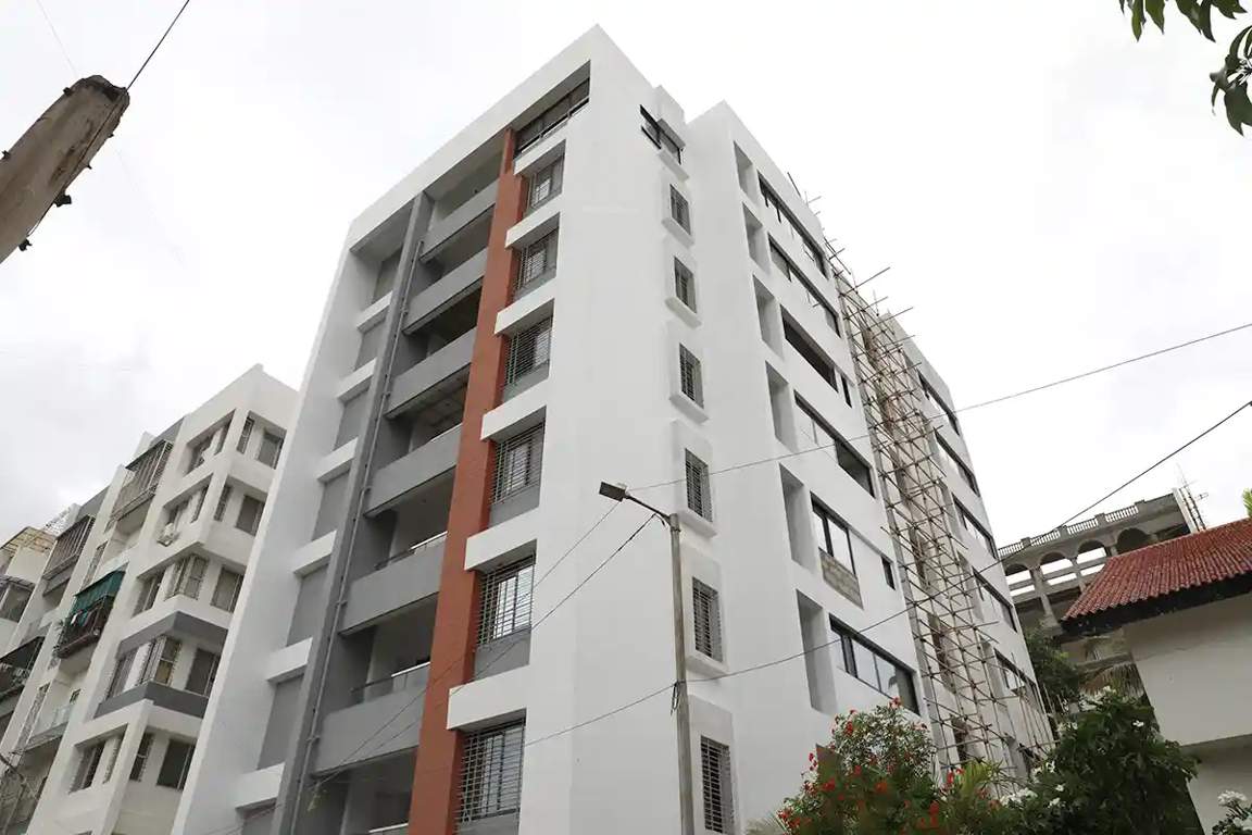  roongta ashok vihar Roongta Ashok Vihar Apartment Construction Status Sept 24