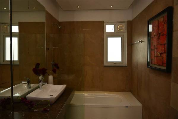  manhattan-phase-iii Bathroom