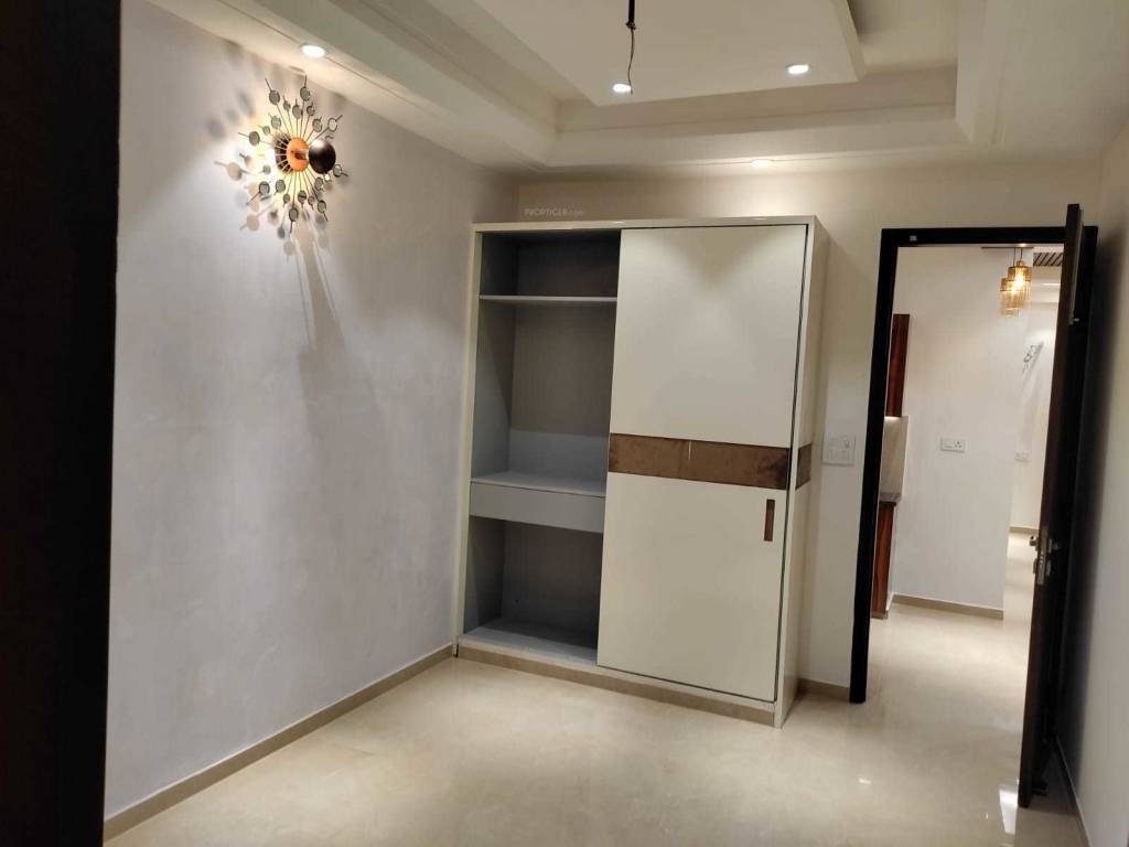 villa builder floor Bedroom