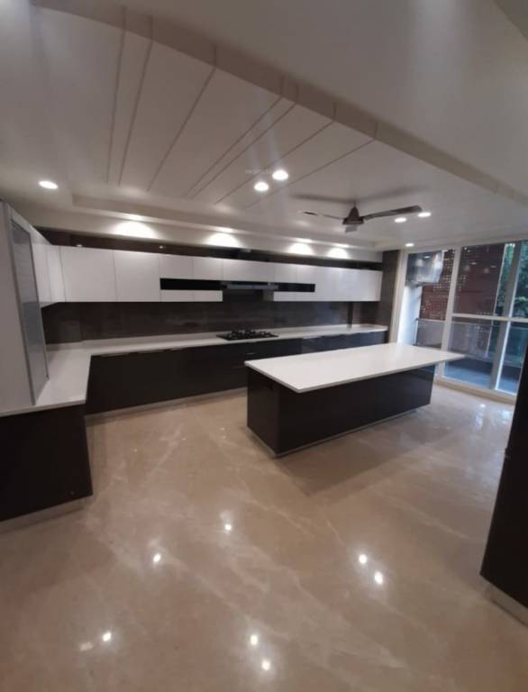  estate 2 Living Area