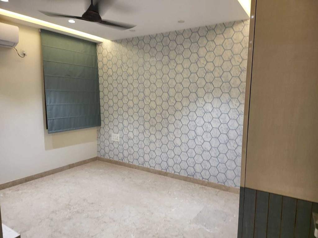  ultra luxurious floor Living Area