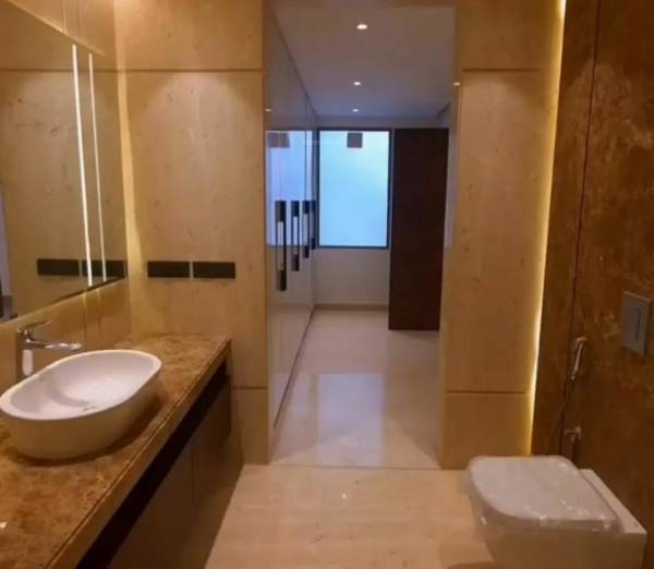  vohra-estate Bathroom