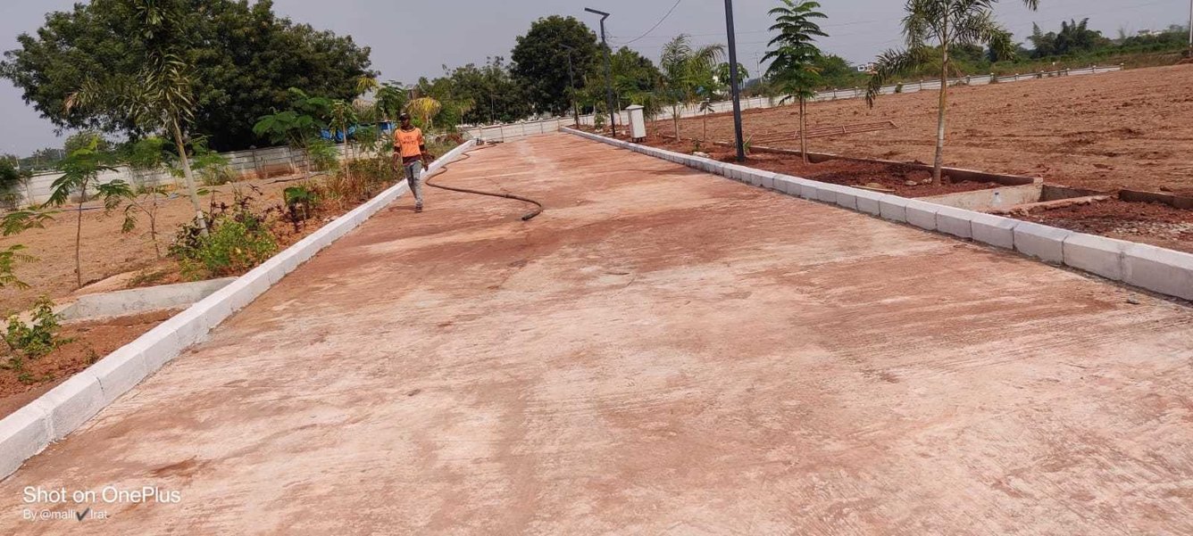  infra and projects Plot