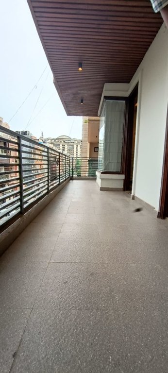  dream prop build floors Balcony