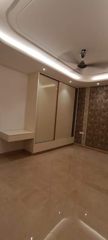  dream prop build floors Bedroom