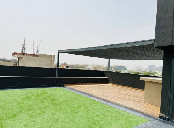  floors-dlf-phase-2 Others