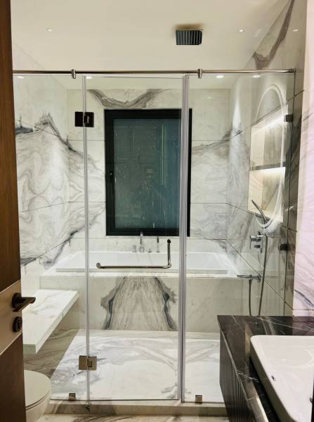  floors-dlf-phase-2 Bathroom