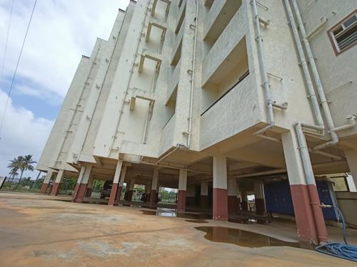  shubham-lakshmi-lake-view Car Parking