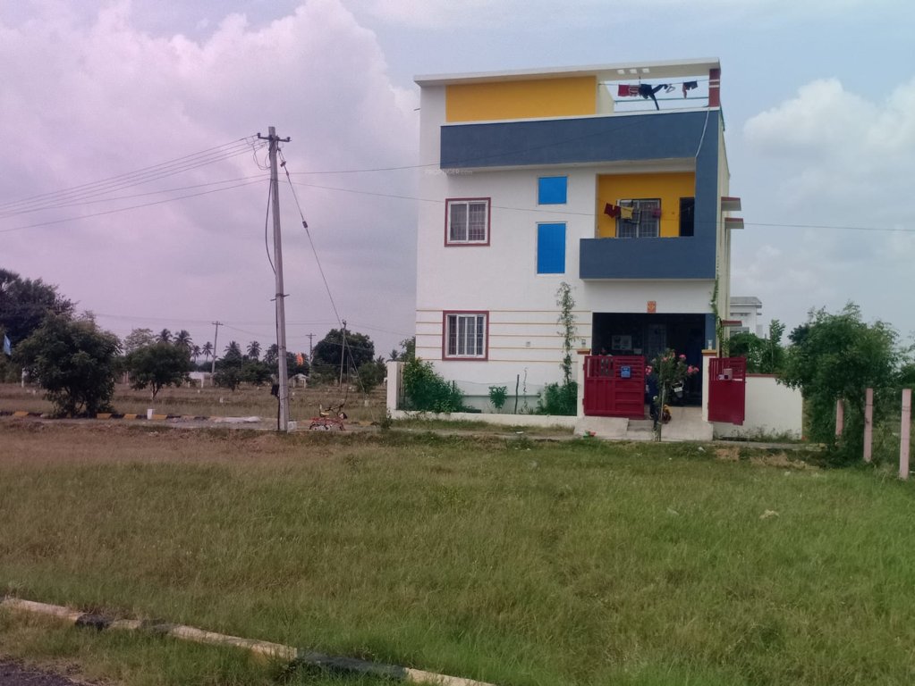  omr golden city Plot