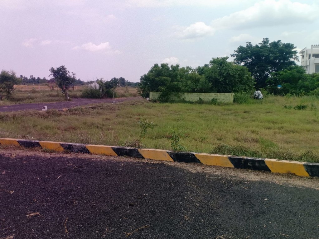  omr golden city Plot