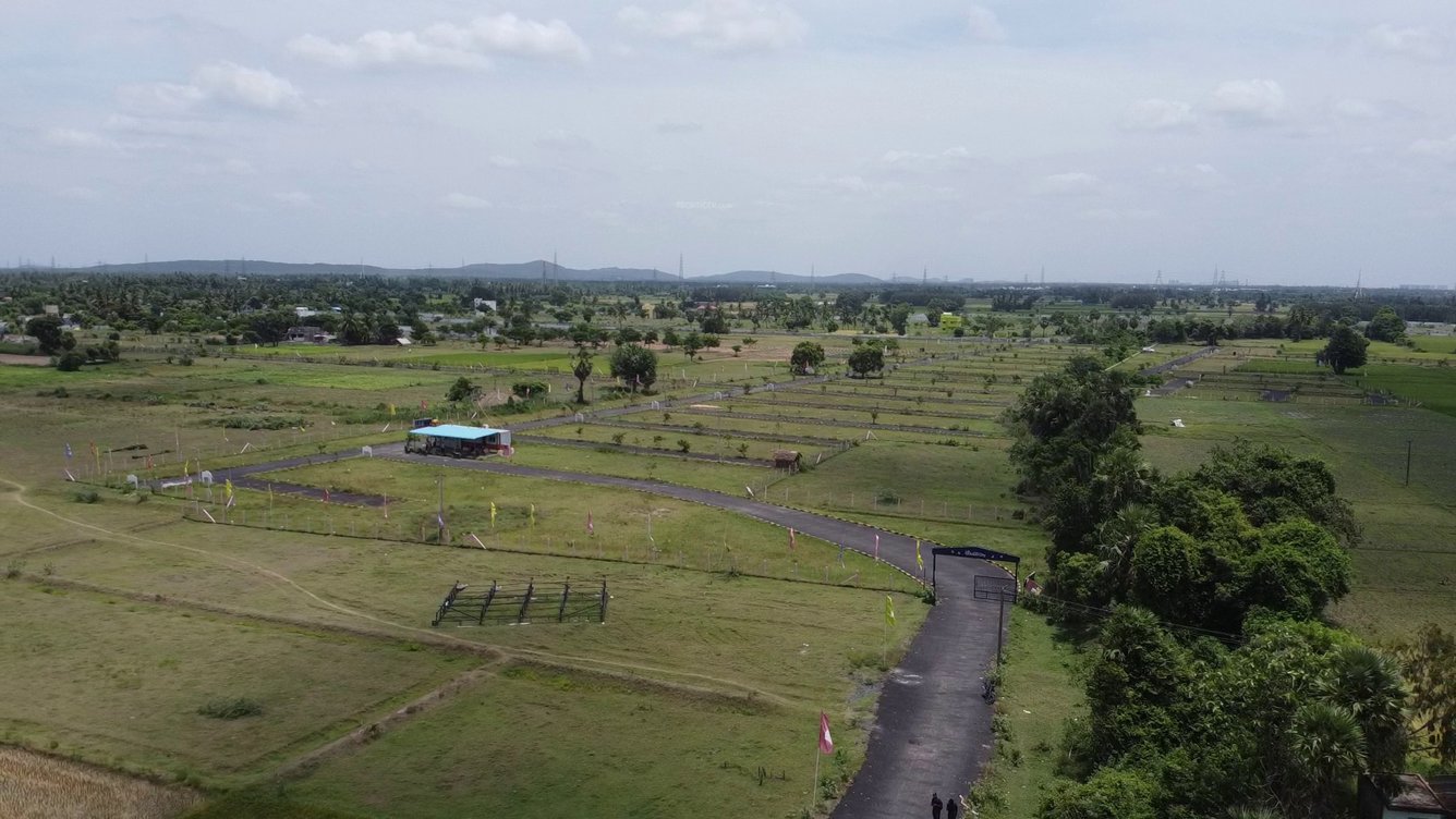  omr golden city Plot