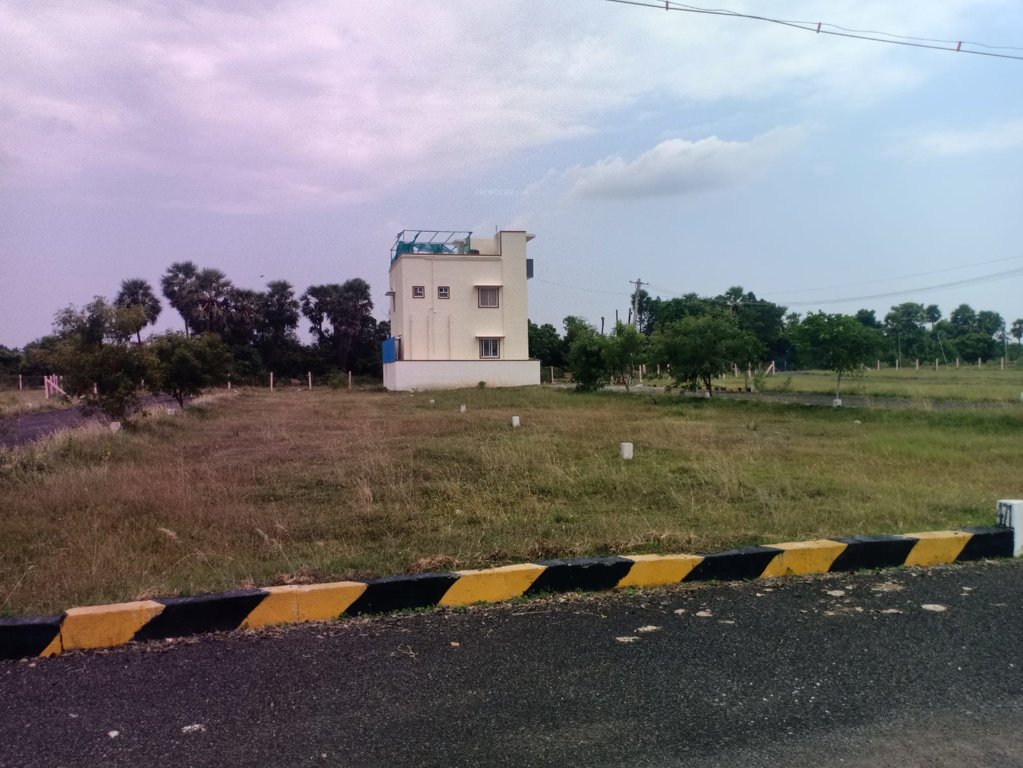  omr golden city Plot