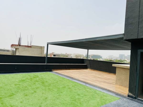  floors-dlf-phase-1 Others