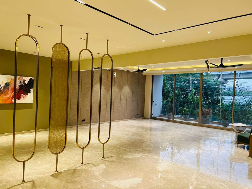  luxury floors dlf phase 2 Living Area