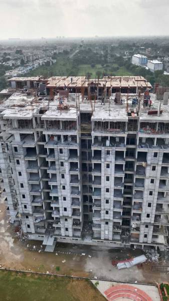  empire-estate Construction Status July-25