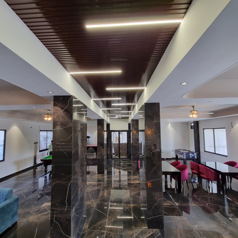  empire estate Others