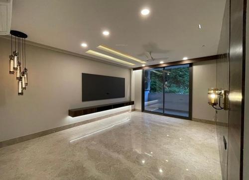 worth-it-realtors-dlf-phase-1 Living Area