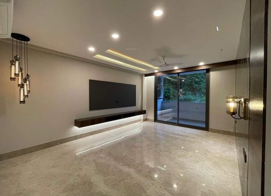  worth it realtors dlf phase 1 Living Area