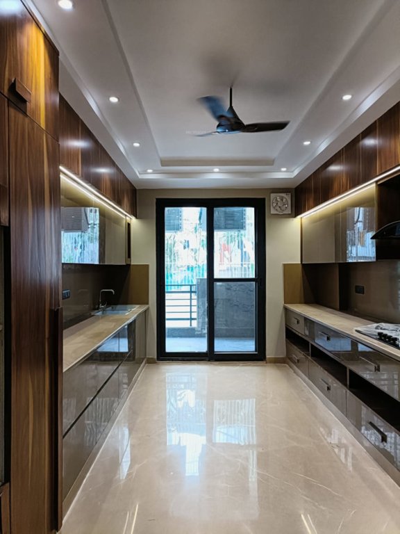  worth it realtors sushant lok 1 premium floors Kitchen