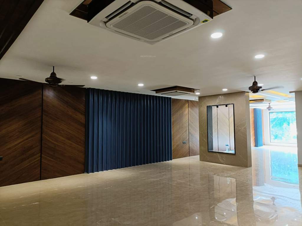 worth it realtors sushant lok 1 premium floors Living Area