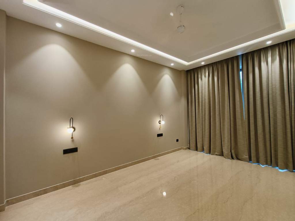  worth it realtors sushant lok 1 floors Living Area