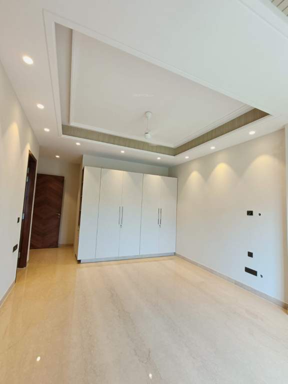  worth it realtors sushant lok 1 floors Living Area