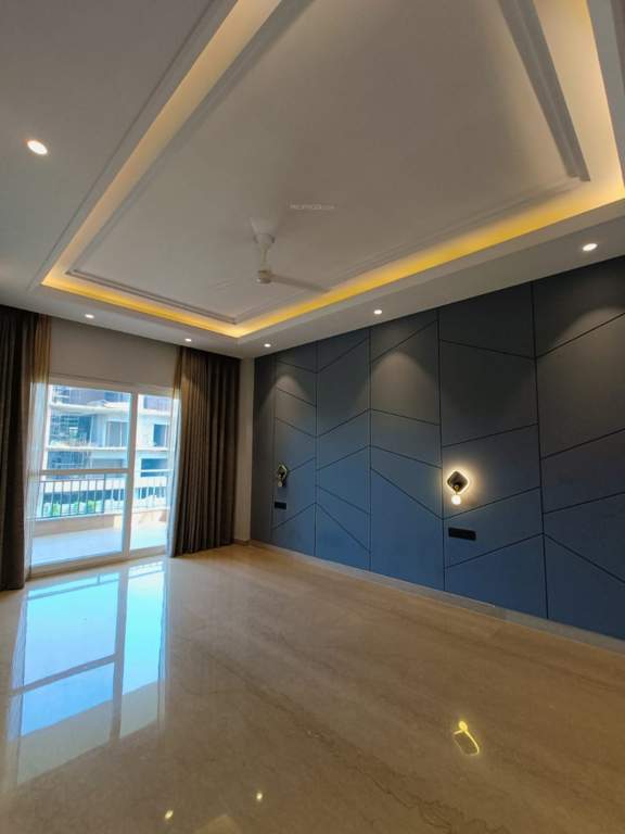  worth it realtors sushant lok 1 floors Living Area