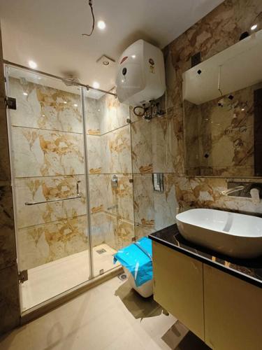  sushant-lok-1-exclusive-floors Bathroom