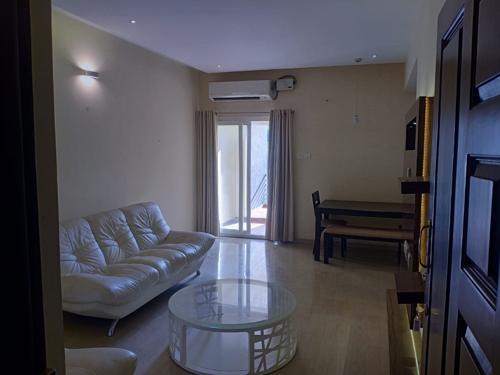  pelican-royal-town Living Area