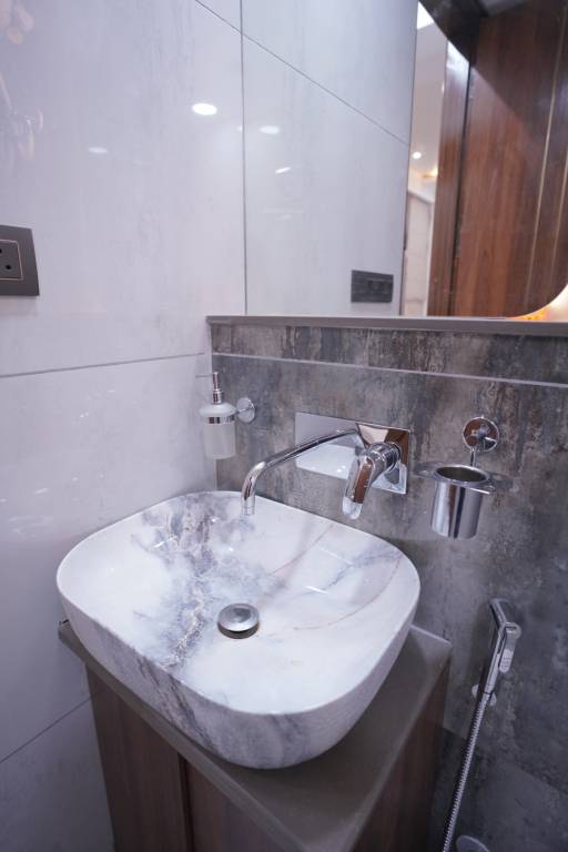  mayfair elite Bathroom