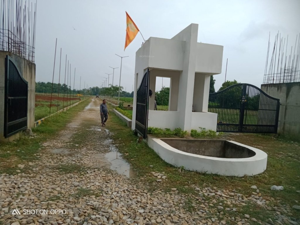  padmini vihar phase 1 Plot