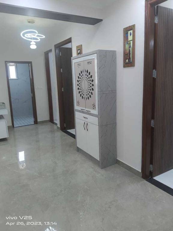  heights 12 Living Area