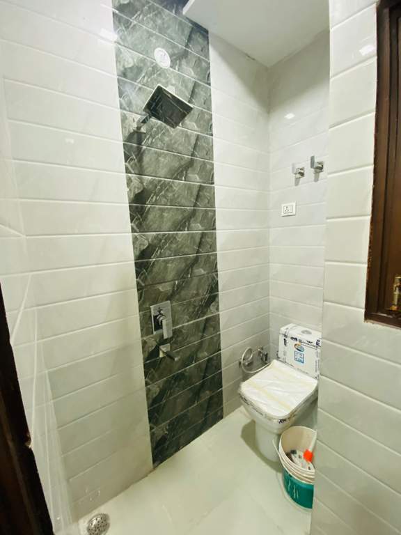  the galleria Bathroom