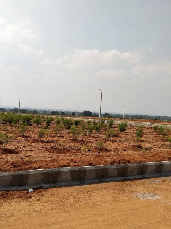  brundavanam Plot