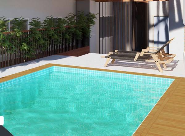  emerald Swimming Pool