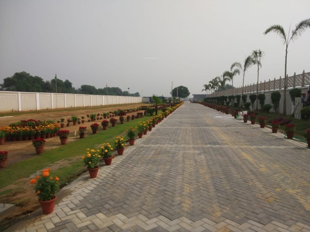  golden park Jogging Track