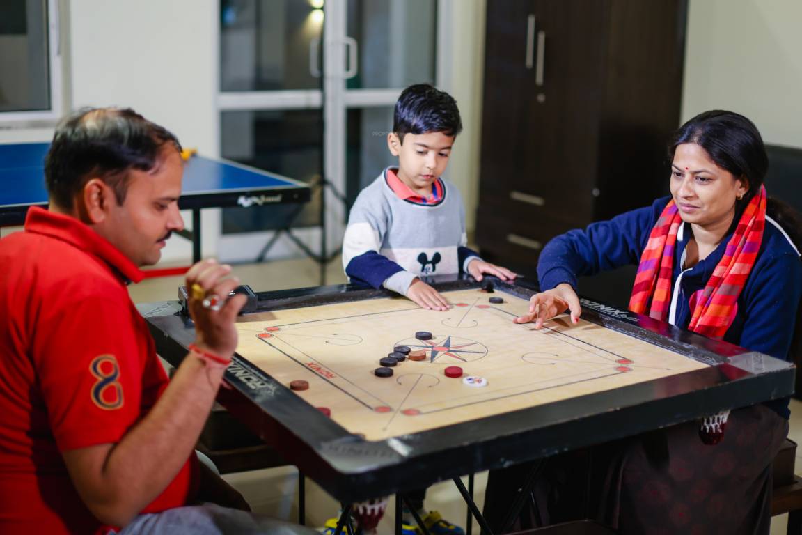  geeta phase iv Carrom